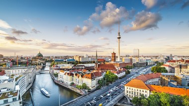 stolica niemiec bez prądu. za przerwę dostaw energii burmistrz miasta obwinia lewicowych ekstremistów