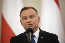 Prezydent: Jeżeli ktokolwiek narusza prawo, to instytucje europejskie atakując polski rząd