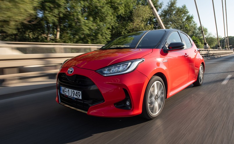 Toyota Yaris nowym liderem rynku. Aż o 46 proc. rok do roku wzrosło wzięcie aut japońskiej firmy wśród osób prywatnych (3032 auta w lutym), 5690 samochodów zarejestrowano na firmy