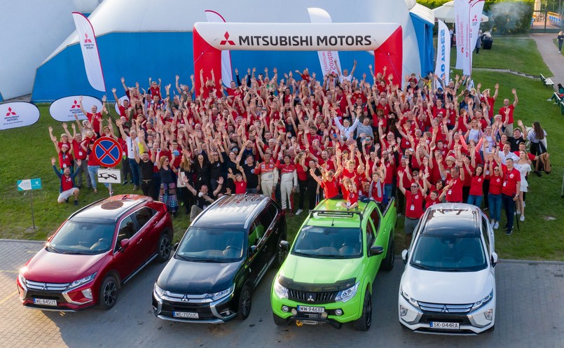 IV zlot właścicieli samochodów marki Mitsubishi zgromadził w Mrągowie aż 400 fascynatów pojazdów spod znaku Trzech Diamentów