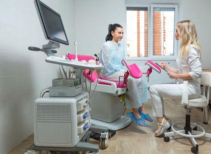 Méhsüllyedésre kaptam hüvelykockát, ám egy másik orvos szerint felesleges. Kinek higgyek? Az orvos válaszol című cikk nyitóképe