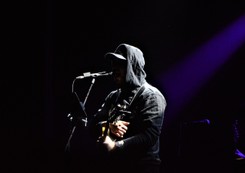 Kortez i jego klimatyczne koncerty w warszawskiej Stodole. Zobacz fotorelację [ZDJĘCIA]