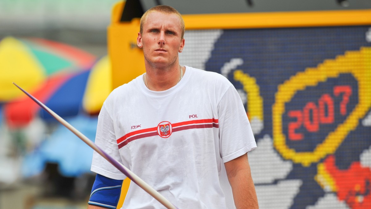 Igor Janik (AZS AWFiS Gdańsk) wynikiem 81,94 m wygrał w poniedziałek konkurs rzutu oszczepem podczas mityngu w niemieckim Rehlingen. Drugie miejsce w skoku wzwyż zajął Robert Wolski (MKLA Łęczyca).