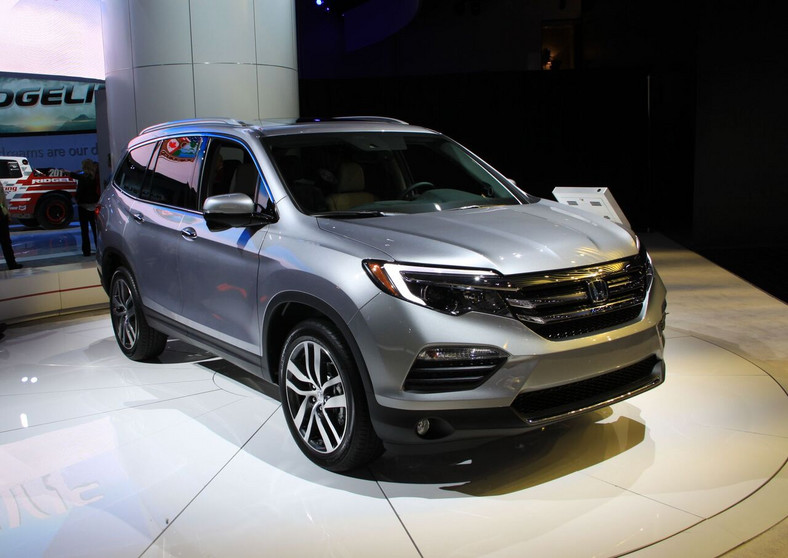 Detroit 2016 - Honda Pilot