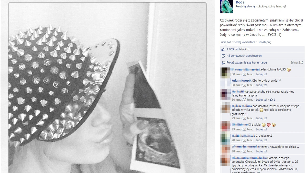 Doda na swoim Facebooku zamieściła zdjęcie, na którym widzimy wokalistkę czule wpatrującą się w zdjęcie z badania USG.