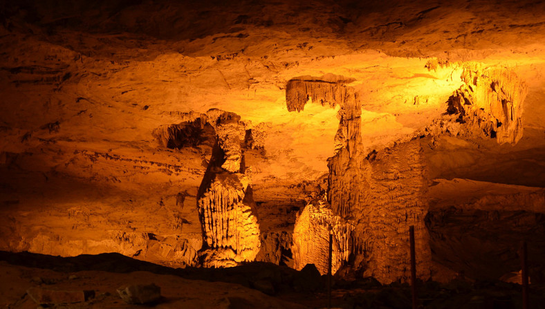 Bogactwo natury w Kong Lor Cave, fot. Krzysztof Świercz