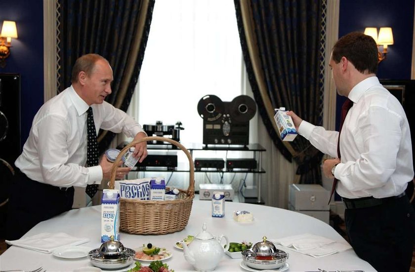 Władmir Putin, Dmitrij Miedwiediew, Rosja, wódka, kefir