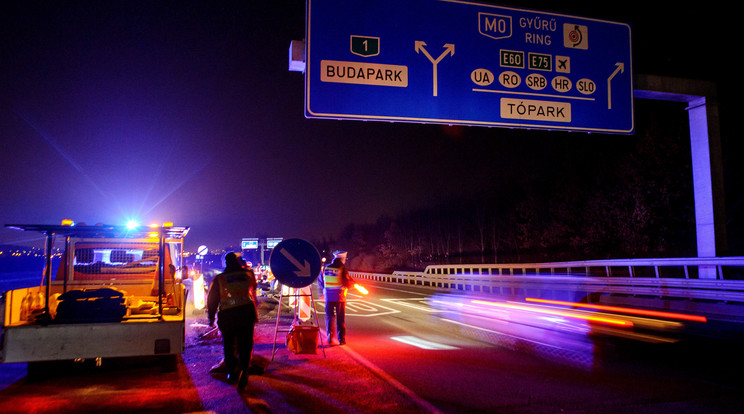 Burkolatfelújítási és hídszigetelési munkálatok miatt csütörtöktől is korlátozásokra kell számítani az M0-s autóúton / Fotó: MTI/Lakatos Péter