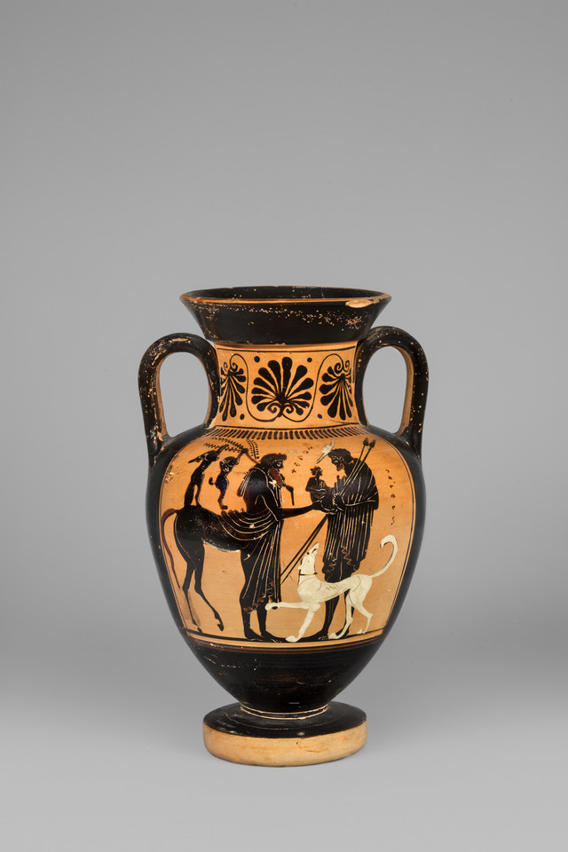 Amfora szyjowa czarnofigurowa z przedstawieniem Peleusa oddającego Achillesa na wychowanie Chironowi