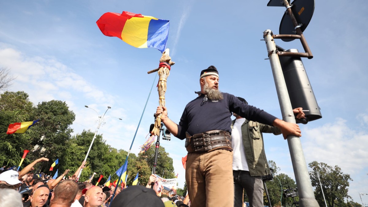 Tot ce s-a întâmplat și s-a spus după protestul violent al fermierilor din Piața Victoriei. Cine au fost de fapt agitatorii și ce au descoperit jandarmii în imagini