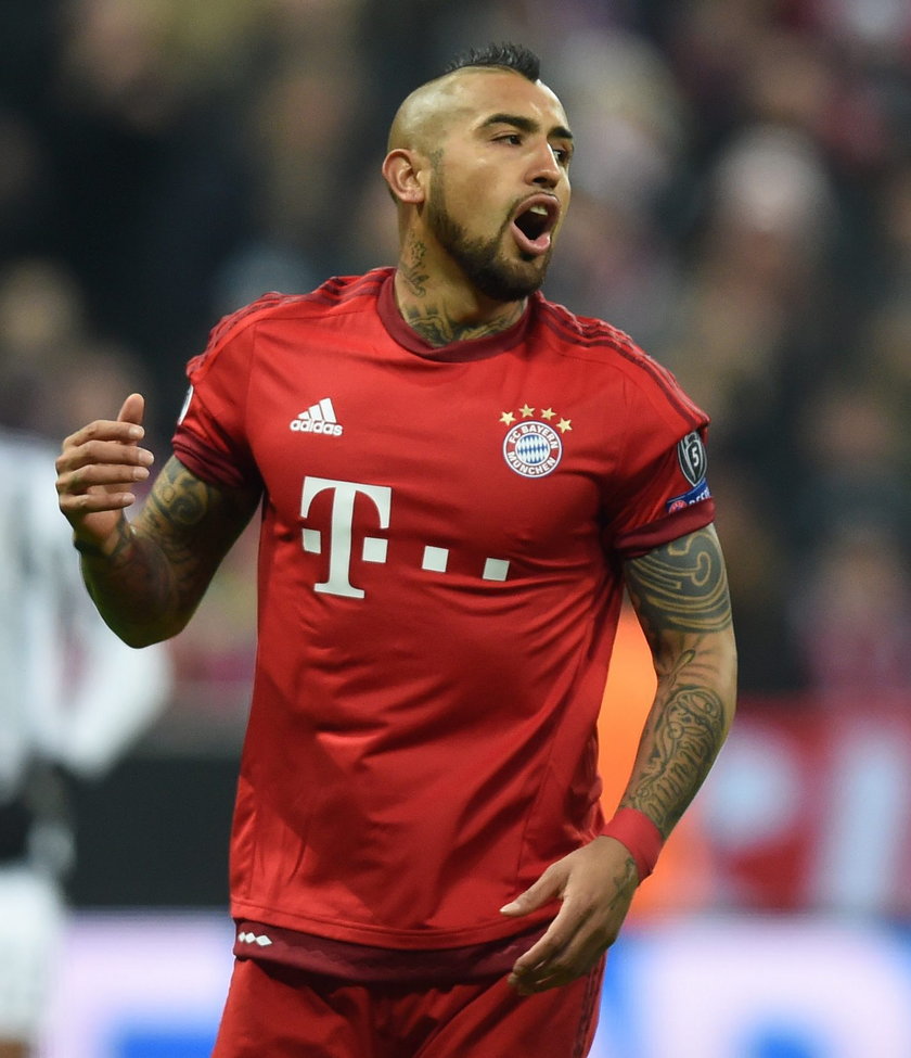  Arturo Vidal znów musi wstydzić się za ojca