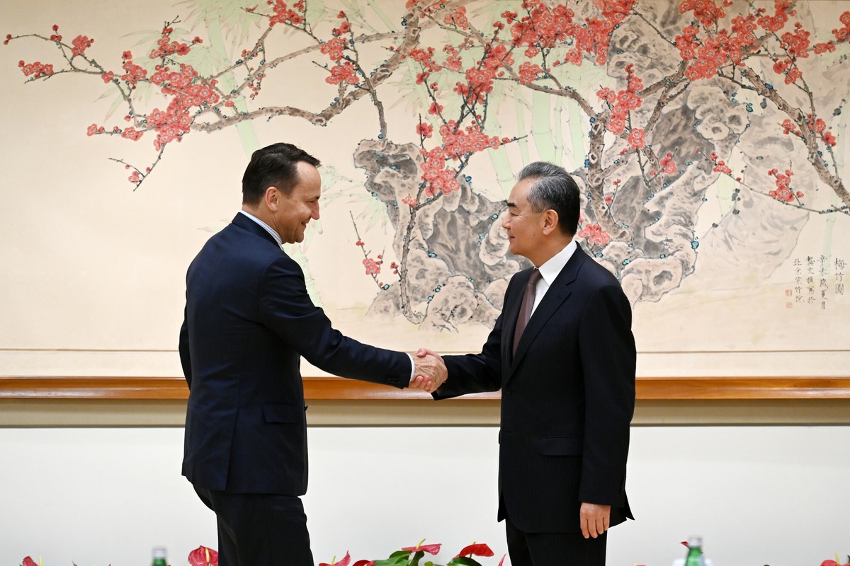 Kluczowy chiński polityk przyjeżdża do Polski. Rozmowy o Białorusi w tle