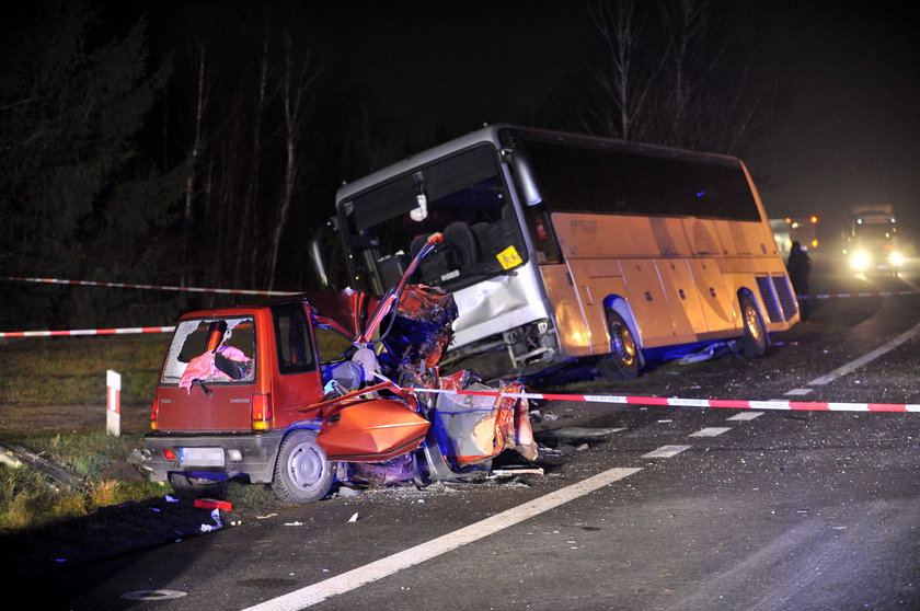 Tico wpadło pod autokar z dziećmi!