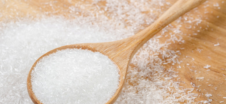 Glutaminian sodu jest dodawany do większości produktów spożywyczych. Jak wpływa na nasze zdrowie?