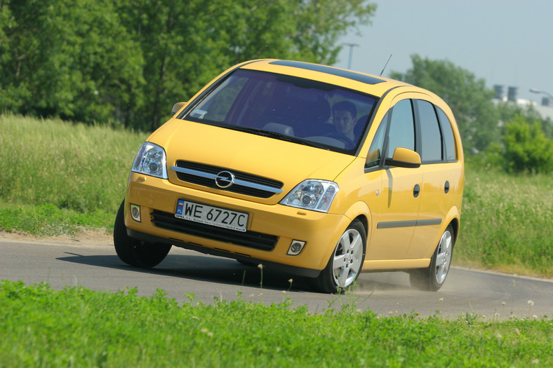 Opel Meriva 1.6 Twinport z 2006 r. za 10 100 zł