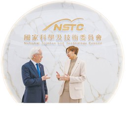 Chińsko-chiński ping-pong. Pekin i Tajpej prowadzą dyplomatyczną ofensywę