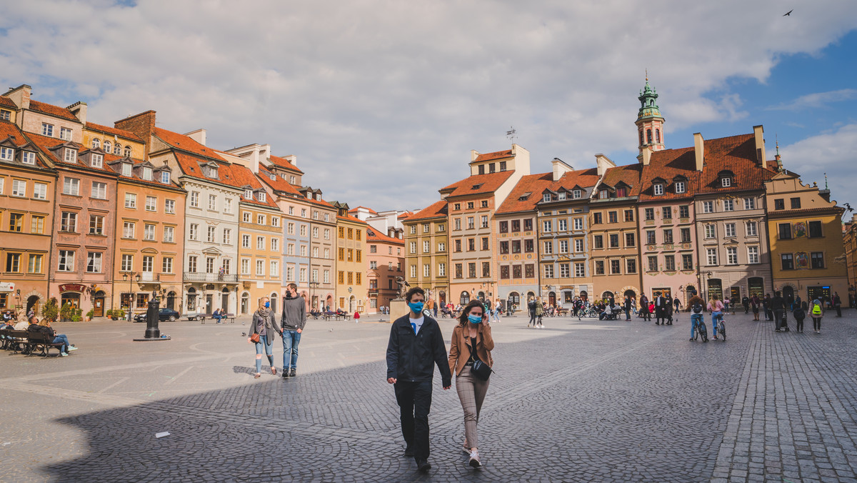 Koronawirus w Polsce. Co sądzą obcokrajowcy o podjętych decyzjach