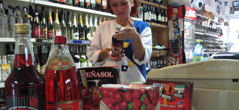 VAT sparaliżuje małe sklepy