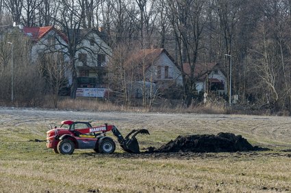 Rolnicy będą fotografować obornik na polach. Inaczej pieniędzy nie dostaną