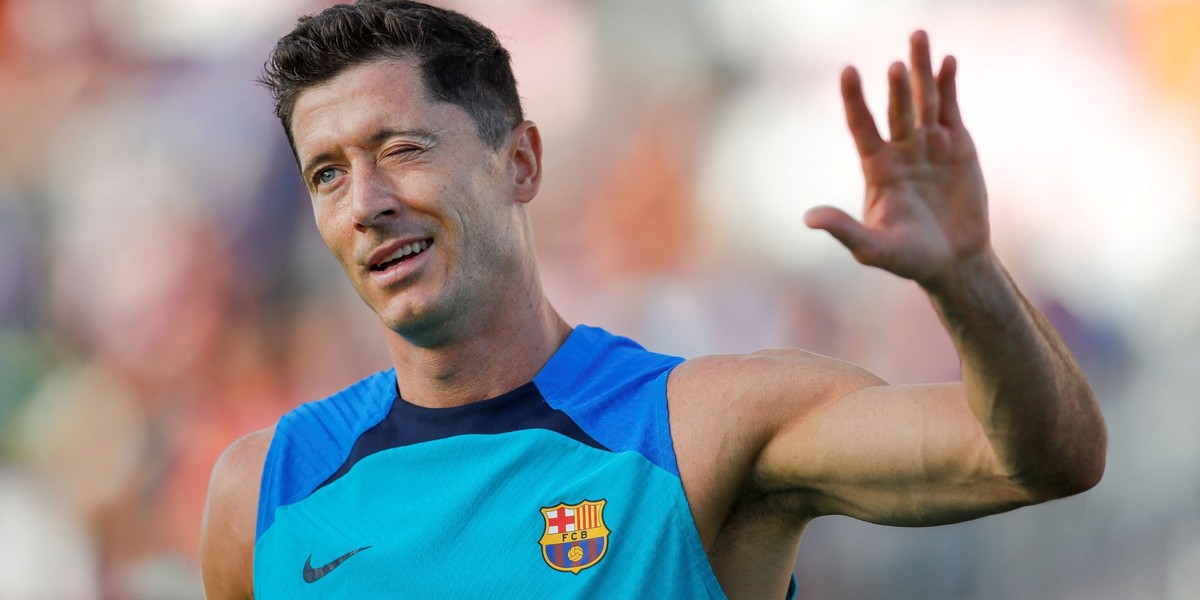 Robert Lewandowski zachwyca na treningu w Barcelonie. 