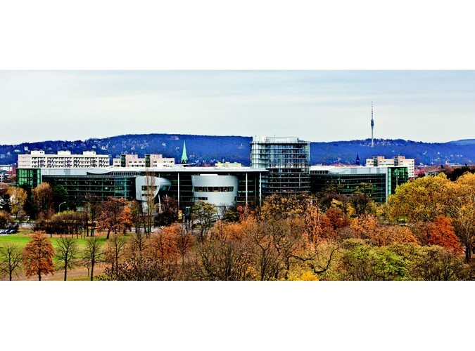 Szklana fabryka Volkswagena w Dreźnie kończy 10 lat