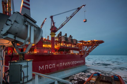 Chińskie prywatne rafinerie kupują ropę z Rosji z dużym rabatem 