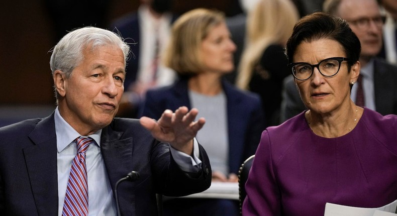 JPMorgan Chase & Co. CEO Jamie Dimon and Citigroup CEO Jane Fraser at a Senate Banking, Housing, and Urban Affairs Committee hearing on Capitol Hill, September 22, 2022.Drew Angerer/Getty Images