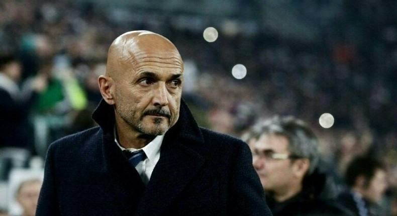 Juve are smart and we are naive, said Inter Milan coach Luciano Spalletti.