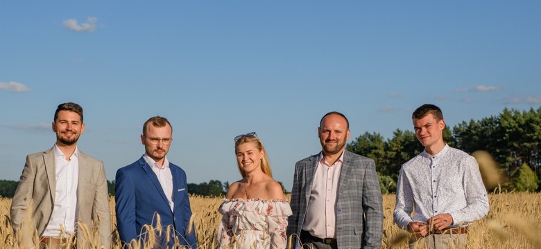 "Rolnik szuka żony". Tomasz zaprosił do udziału w programie 23-latkę w ciąży