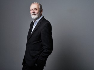 Będziemy musieli podnieść godność Polski z miejsca, w którym PiS ją położy [WYWIAD]