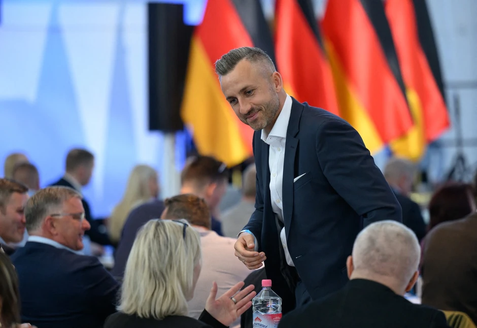 Ulrih Zigmund na partijskoj konferenciji u Magdeburgu 11. aprila