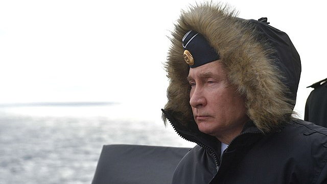 Władimir Putin podczas manewrów Floty Czarnomorskiej w 2020 r.