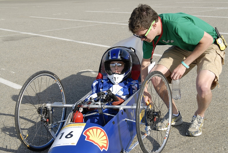 Shell Eco-Marathon: 5 załóg z Polski weźmie udział w wyścigu o kropelce