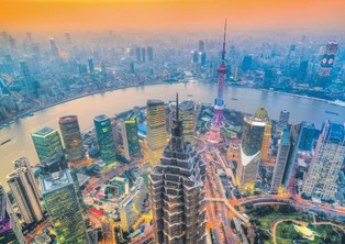 UE i podatki. Czy nam, podatnikom, od 2004 roku żyje się lżej? [WYWIAD]