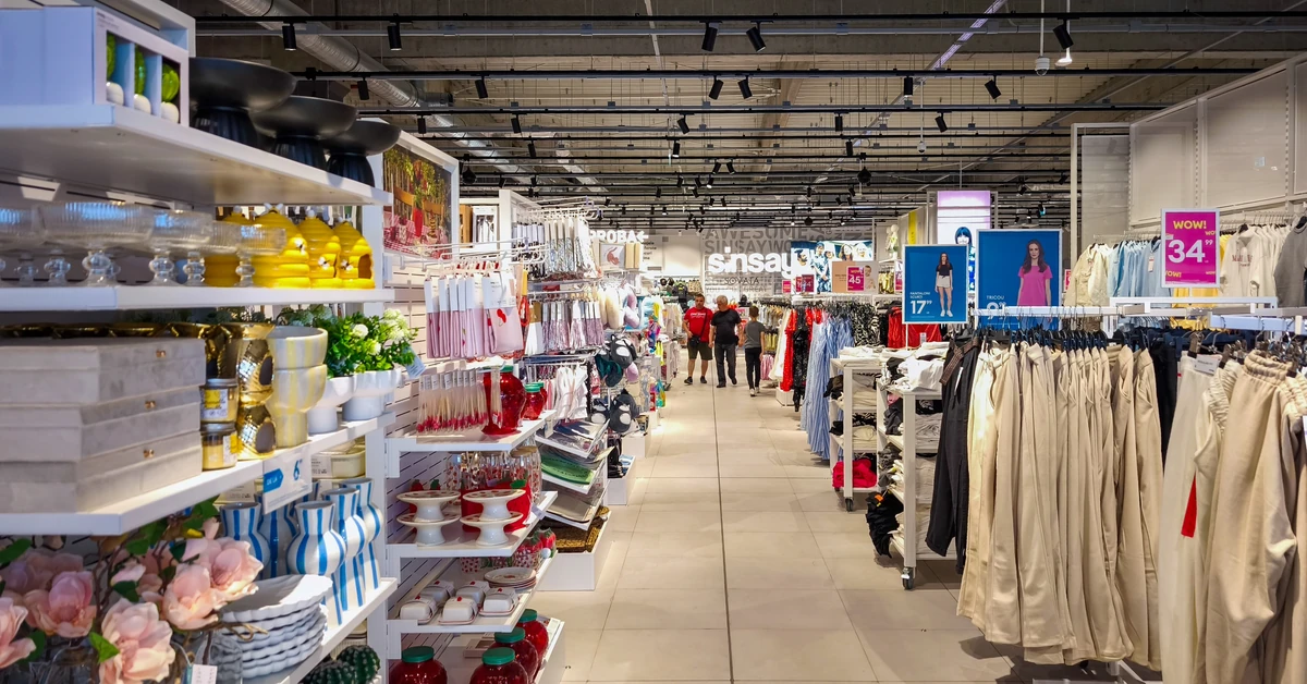 Pilny komunikat Sinsay. Proszą klientów o natychmiastowy zwrot