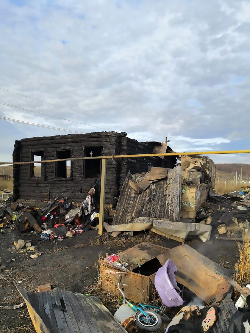 Rosja: Matka wyszła z domu. Wybuchł pożar. Zginęły dzieci