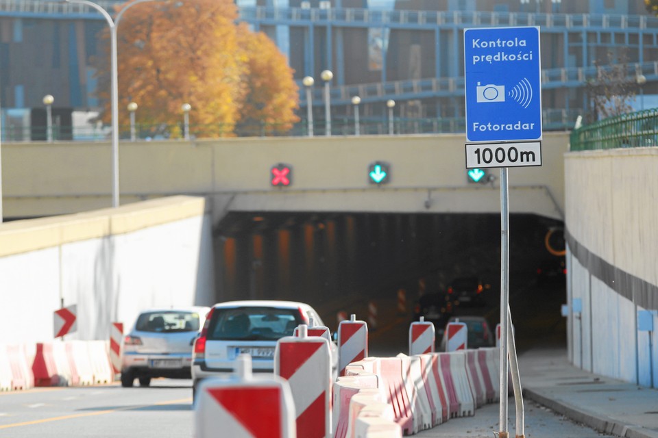 Kontrowersyjny tunel w Warszawie