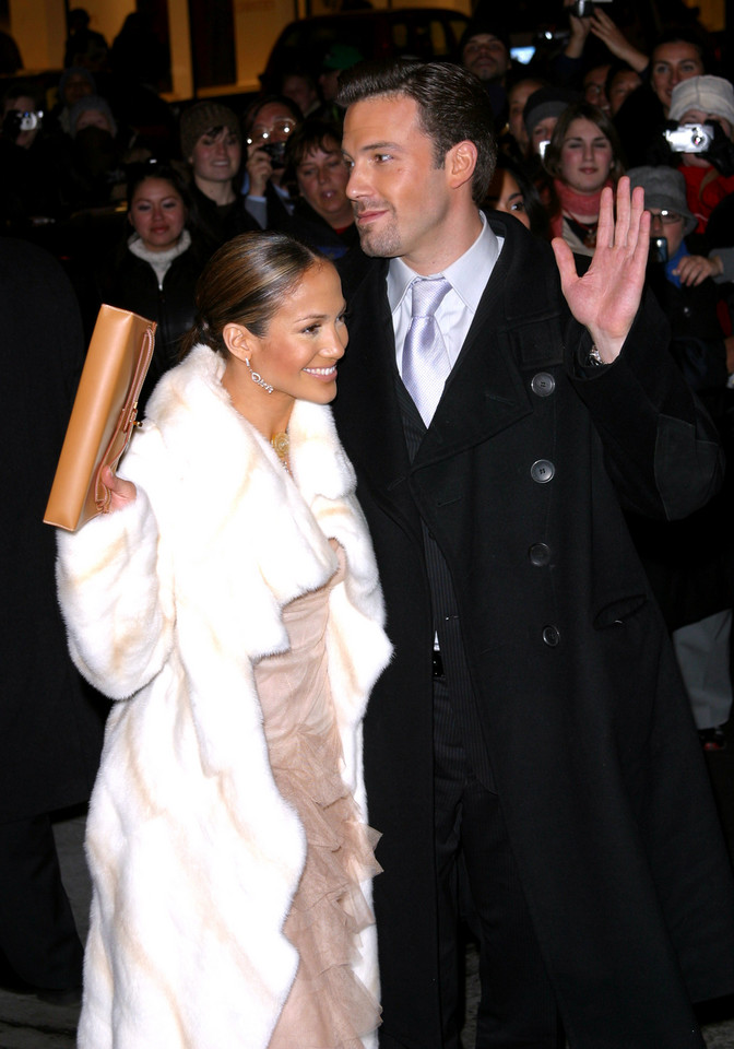 Ben Affleck i Jennifer Lopez w 2002 r.