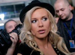 Długie nogi Dody nie zagrażają zdrowiu