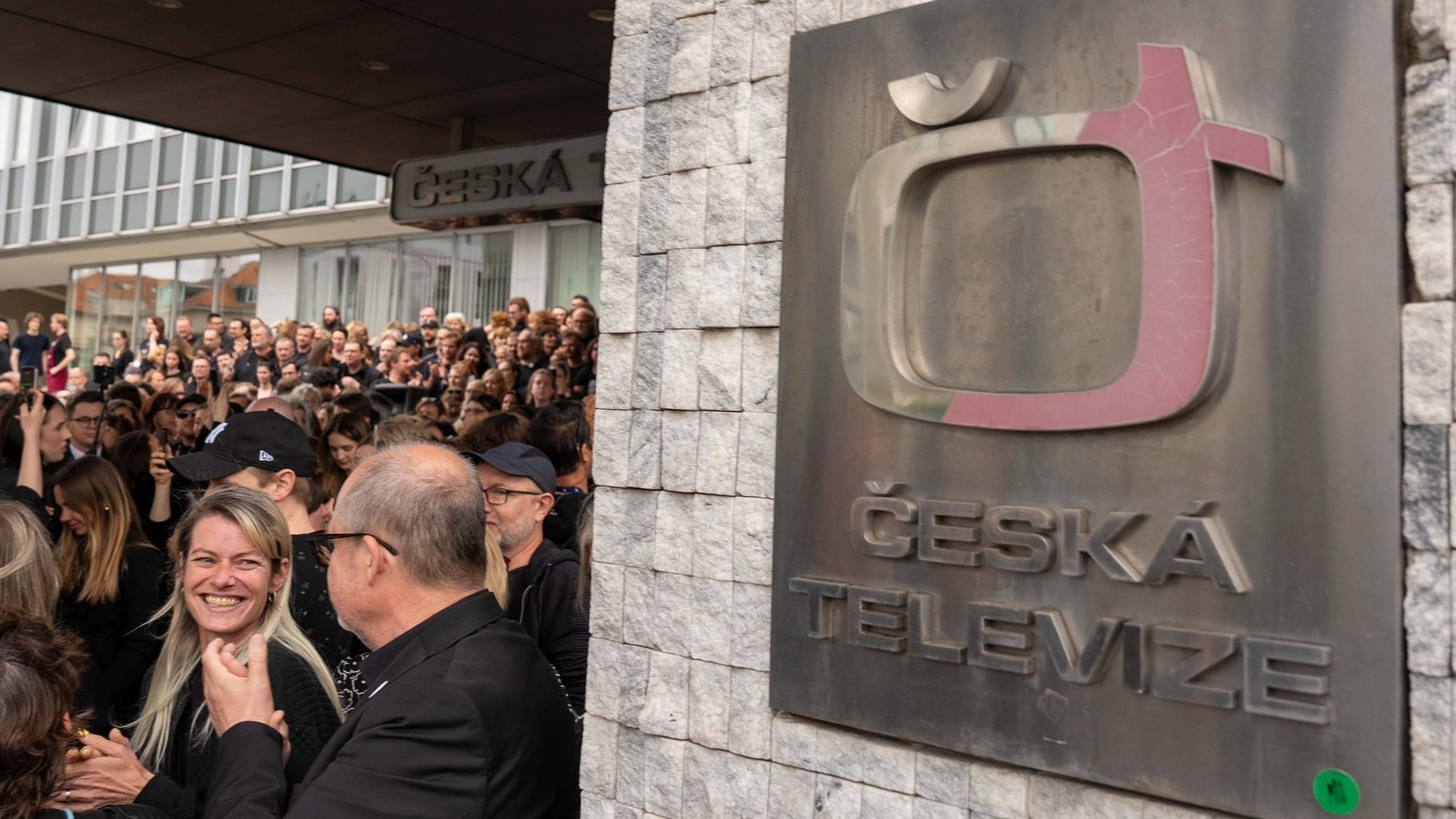 České verejnoprávne médiá prídu o veľké peniaze. 