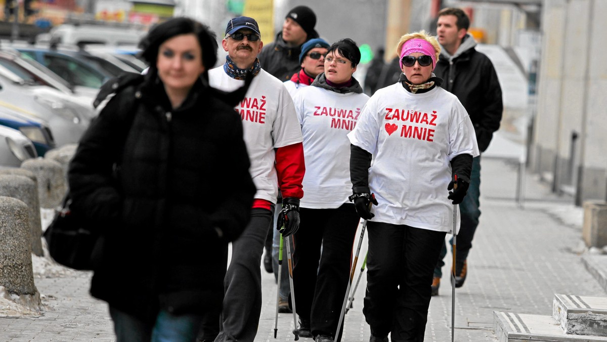 W ciągu ostatnich czterech lat wzrósł odsetek Polaków, którzy deklarują, że boją się chorych na padaczkę – w 2009 r. był to co dziesiąty z nas, a w 2013 r. co szósty – wykazało badanie PRO-EPI 2013 „Postawy Polaków wobec padaczki”.