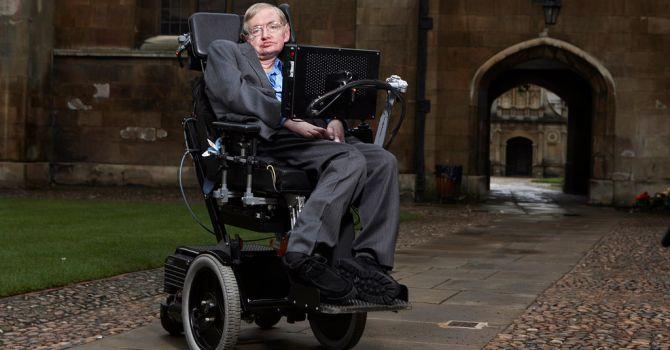 Warto traktować poważnie ostrzeżenie Stephena Hawkinga