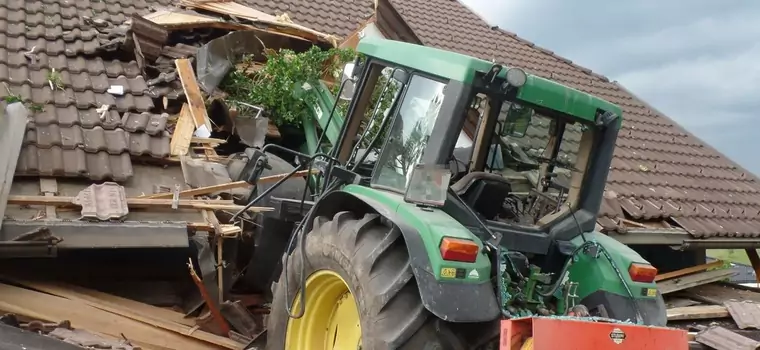 11-latka prowadziła ciągnik. Jazdę skończyła w przedziwnym miejscu