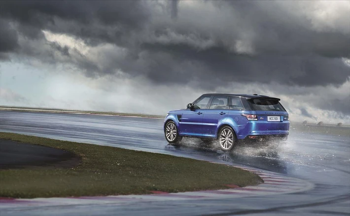 Range Rover Sport SVR/fot. Materiały prasowe