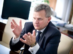 Grad: Nie mam spotkania z Katarczykami