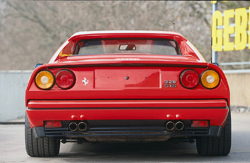 Ferrari 328 GTS - Ferrari w zasięgu ręki