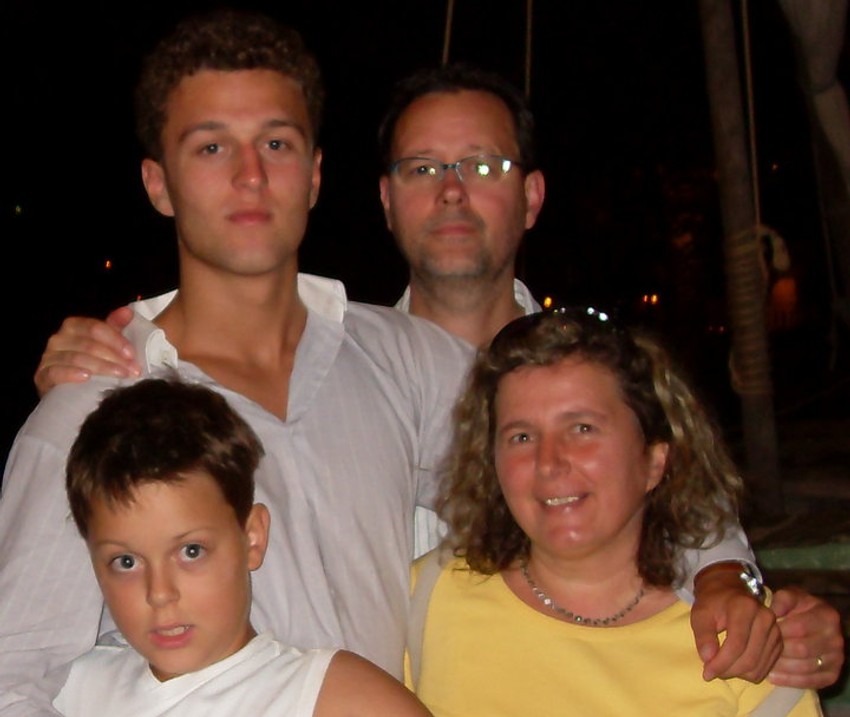 Liljana sa porodicom