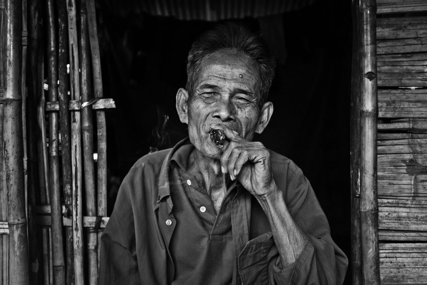 Poza czasem // Laos