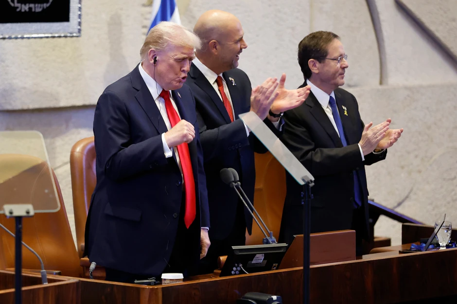 Ovacije za Donalda Trampa u izraelskom parlamentu u Jerusalimu 13. oktobra