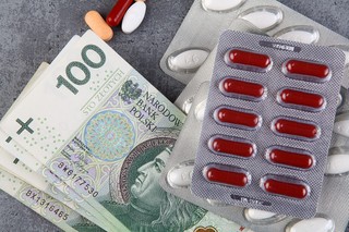 493,80 zł miesięcznie na leki dla seniorów. O tych pieniądzach z gminy mało kto wie